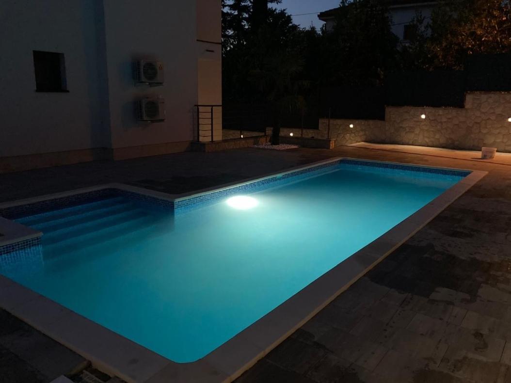 Villa Njivice Apartment Ema Εξωτερικό φωτογραφία